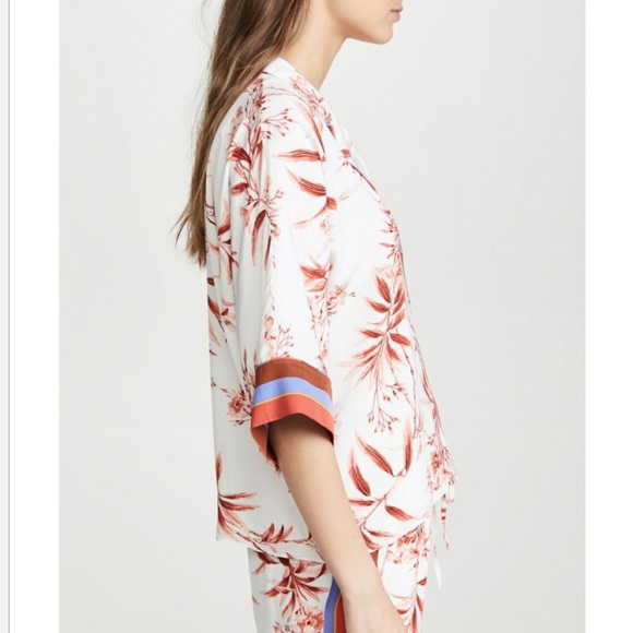 Joie Bayley Floral Top in Porcelain - Picture 3 of 9